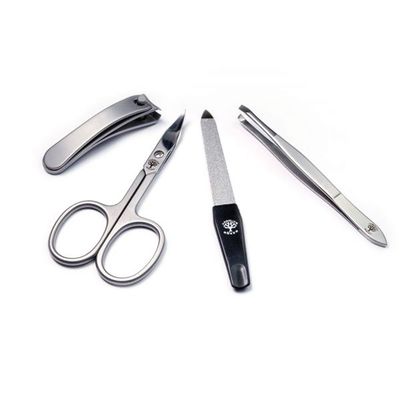 ESTUCHE MANICURA 4Pc CUERO ESTUCHE MANICURA 4Pc CUERO