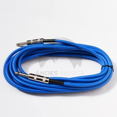 Cable para Instrumento 6 Mts. Clasico Celeste Cable para Instrumento 6 Mts. Clasico Celeste