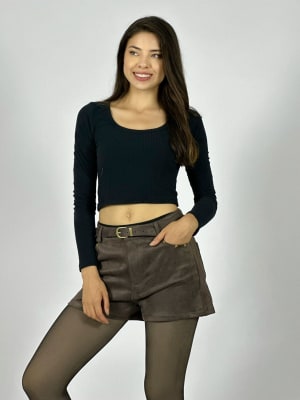 Short Gamuza con Cinturon Tachas Bolsillos A1-17