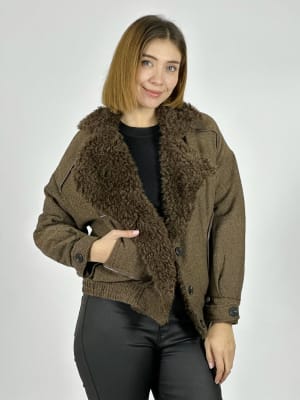 Chaqueta Con Chiporro en Cuello B3-145/154
