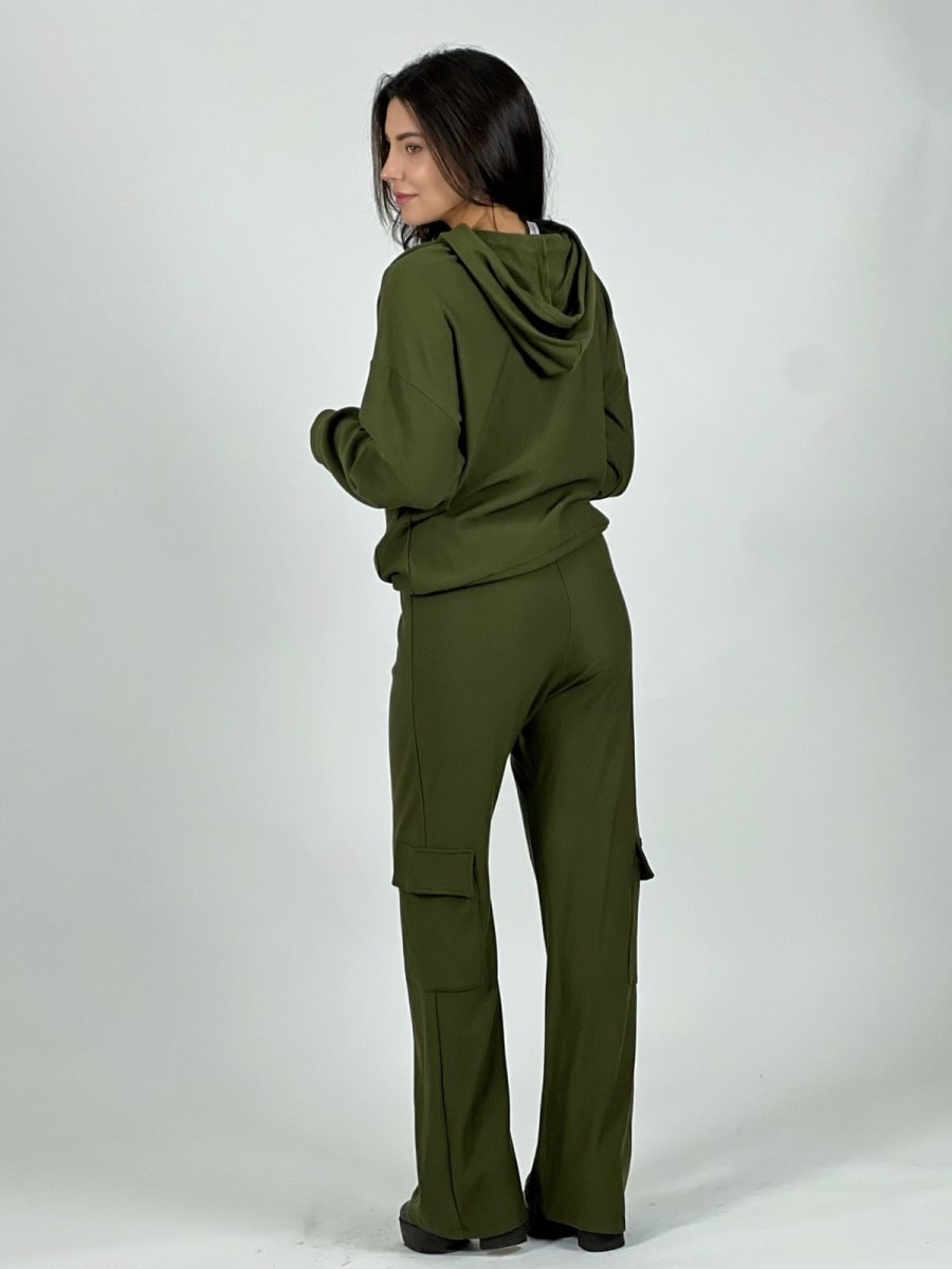 Conjunto de Buzo Con Bolsillos Cargo A4-9014