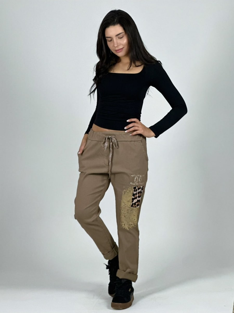 Jogger Italiano Cuadro print Letras Brillantes A2-57/612