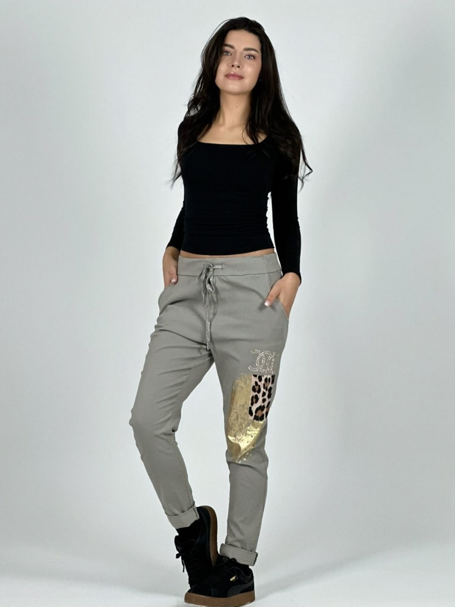 Jogger Italiano Cuadro print Letras Brillantes A2-57/6133