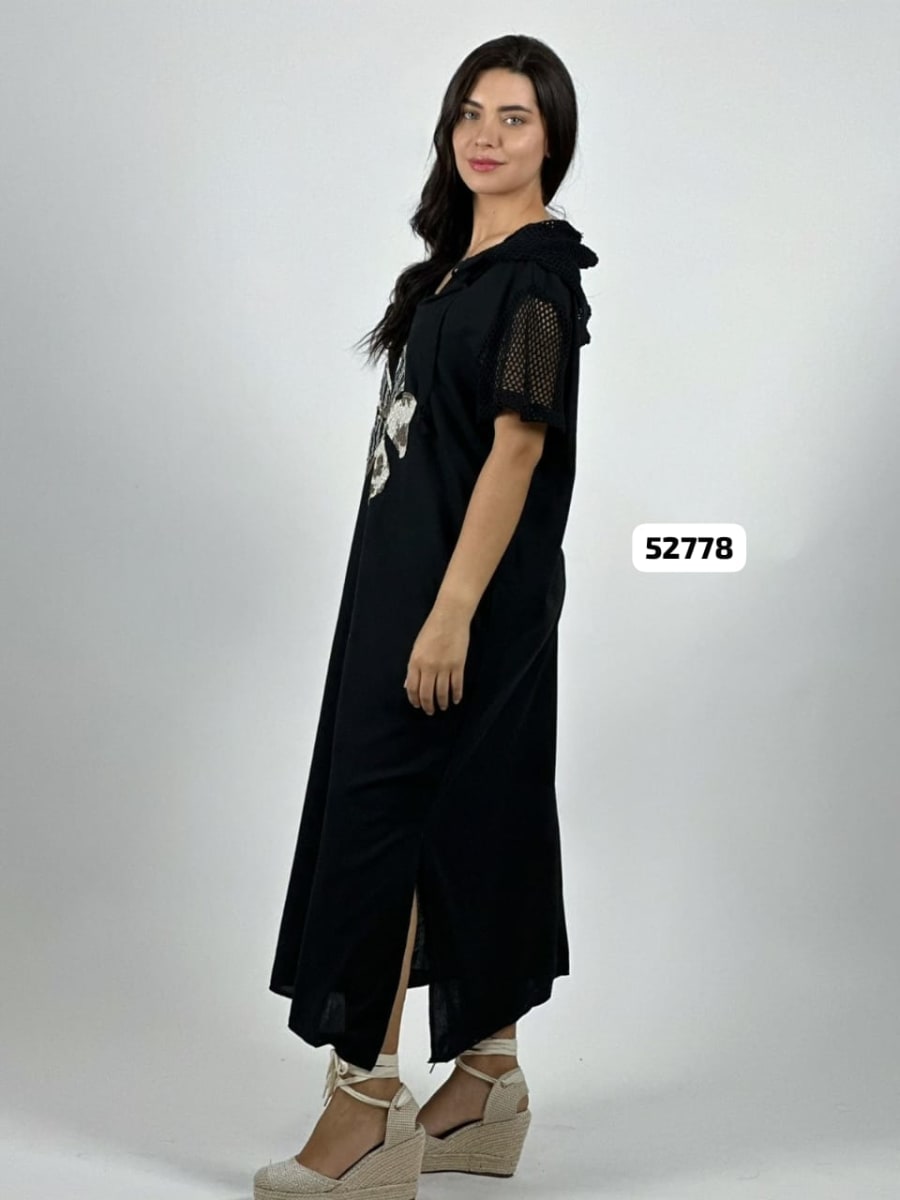 Vestido Crepe Flor Brillos Mangas y Capucha Tejida A4-876