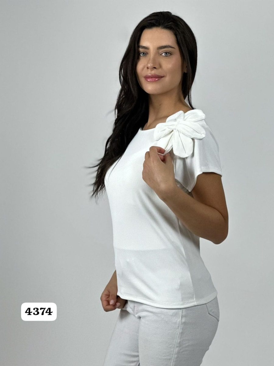 Polera C/Manga Casual Flor Hombro Izquierdo A3-7710