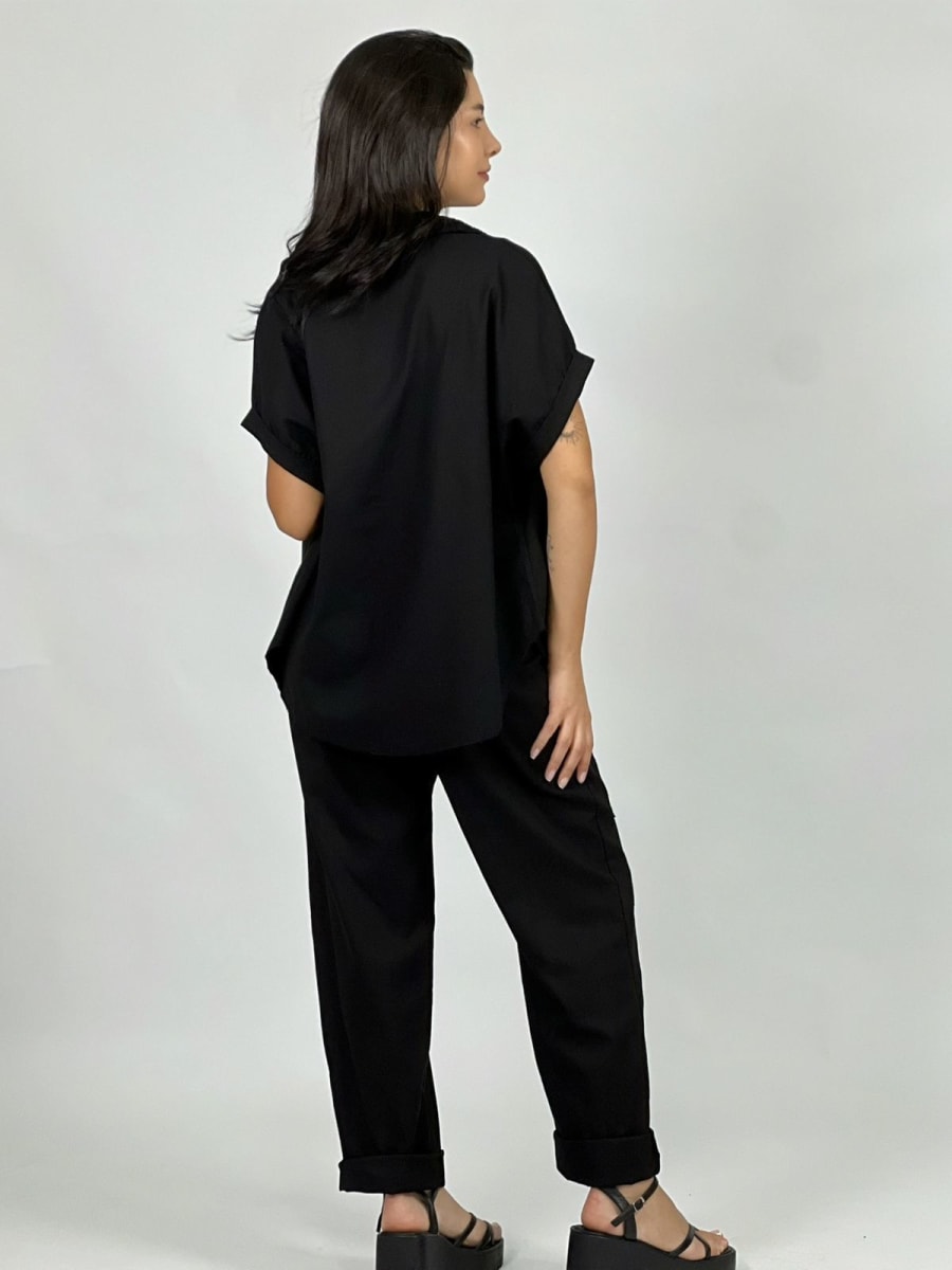 Blusa Lino con Encaje Cuello y Bolsillos A2-59/623