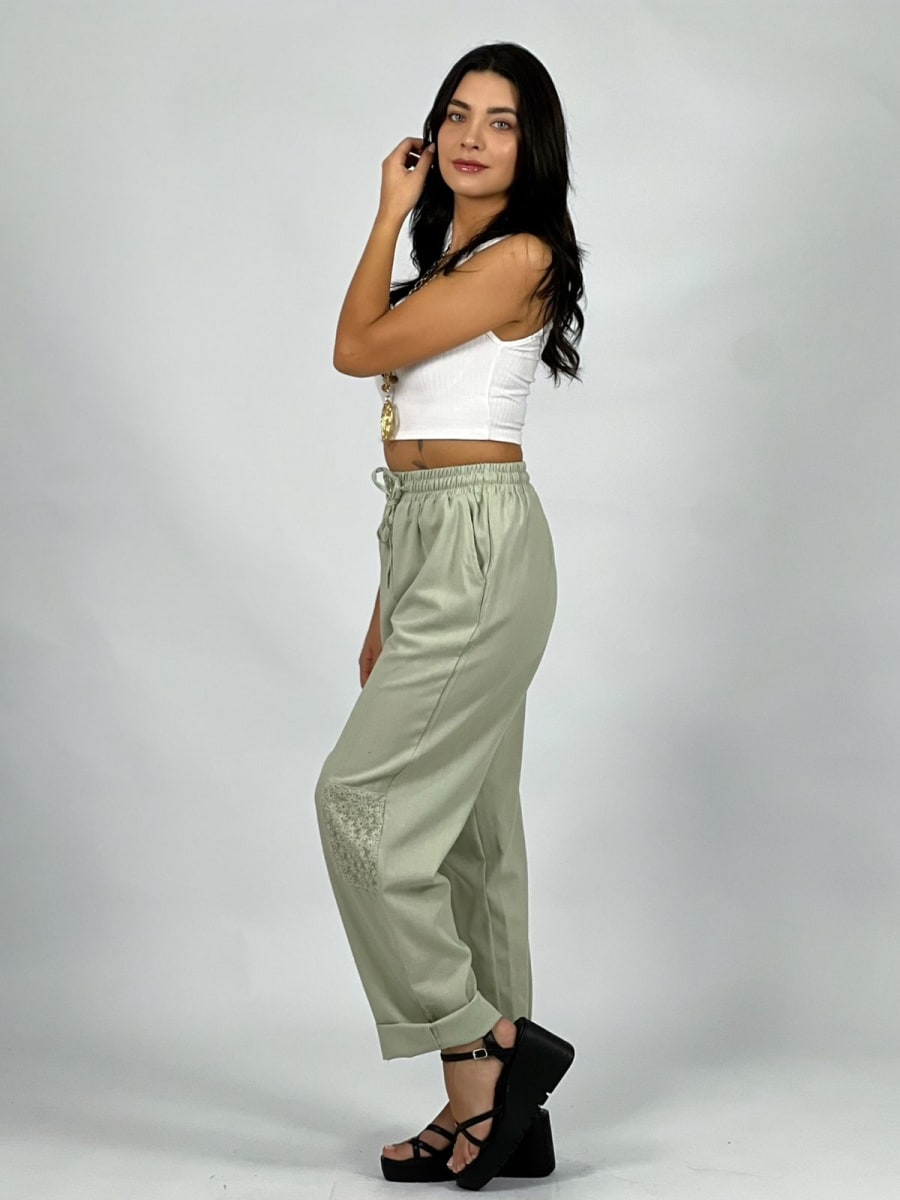 Pantalón de Lino Margaritas en Rodilla A2-57/618