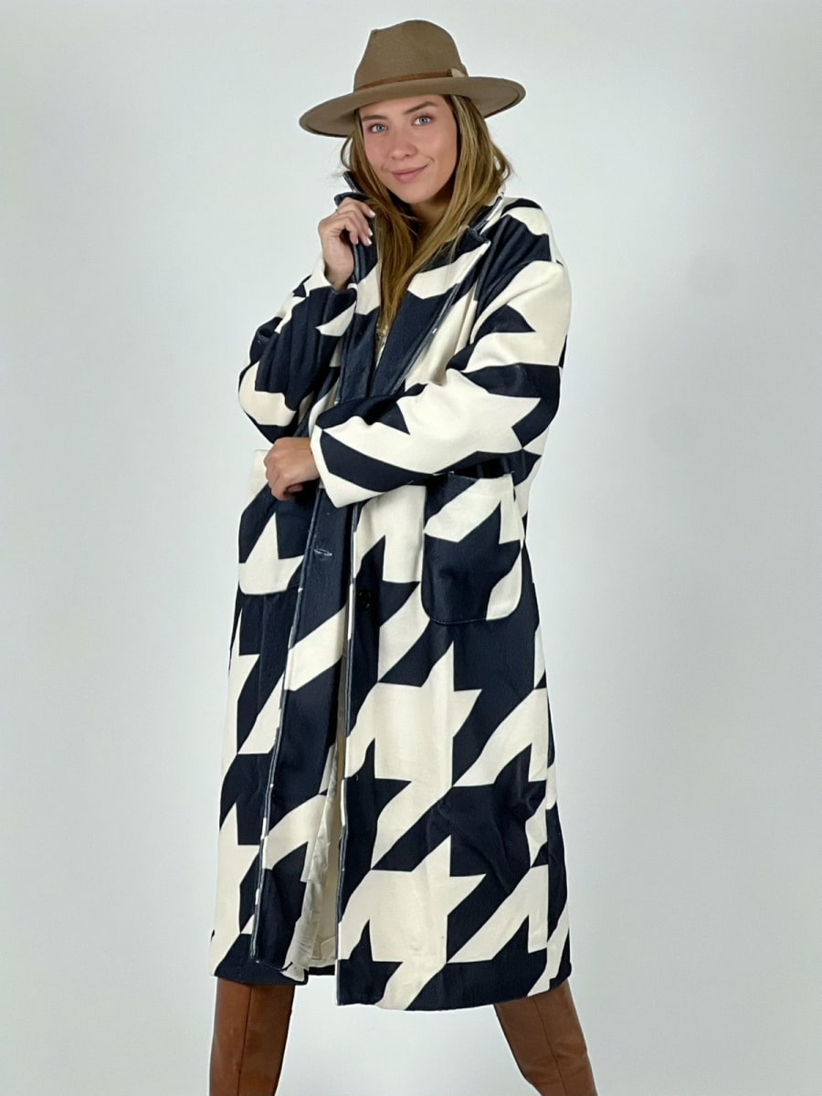 Abrigo de Paño con Diseño A4-891