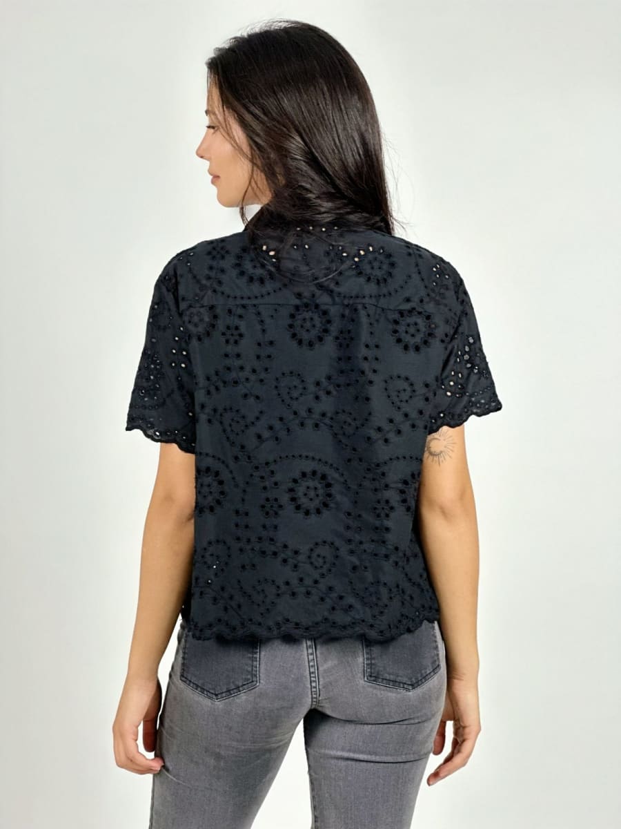 Blusa corta diseño Broderi A1-454
