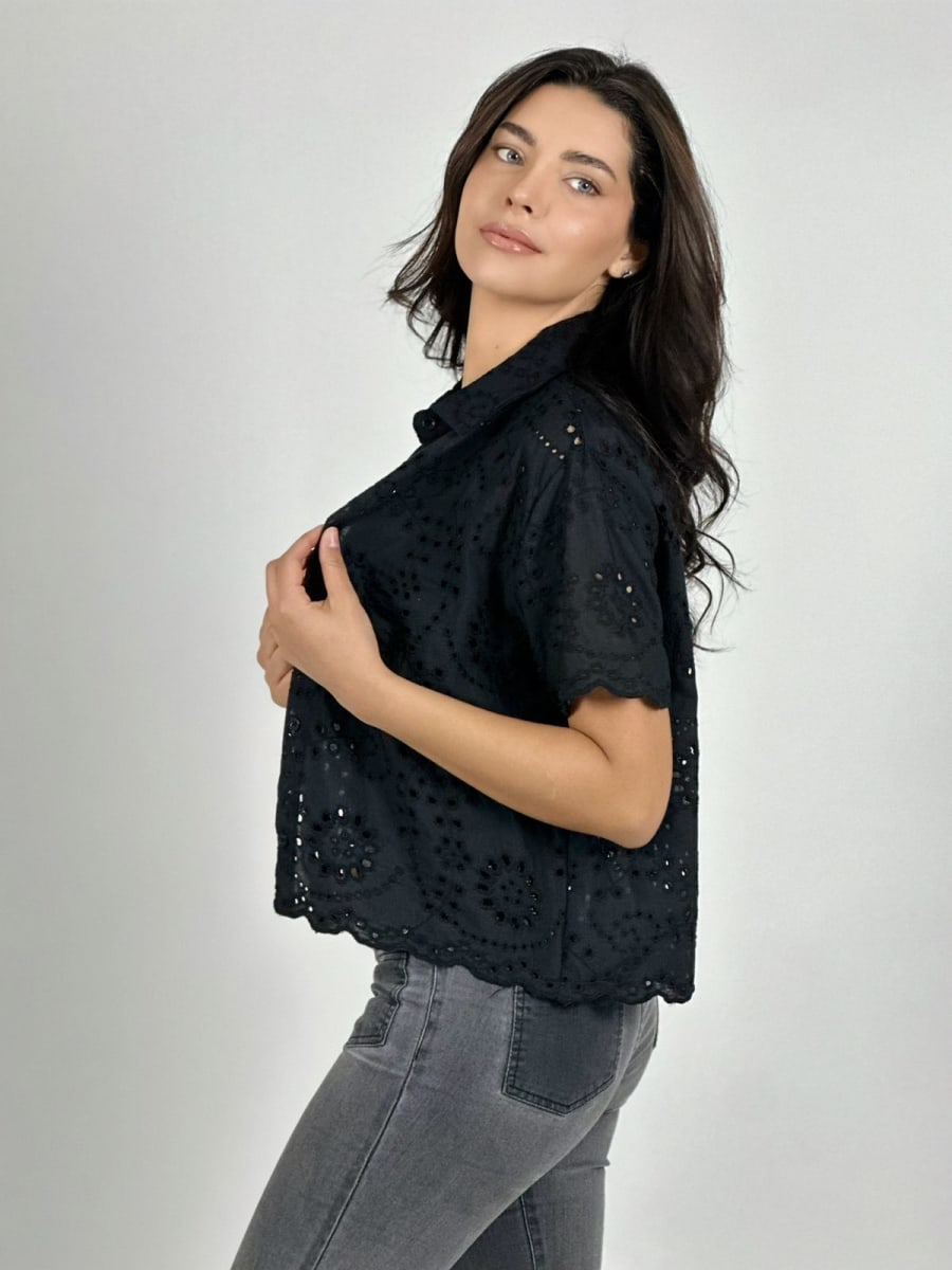 Blusa corta diseño Broderi A1-453