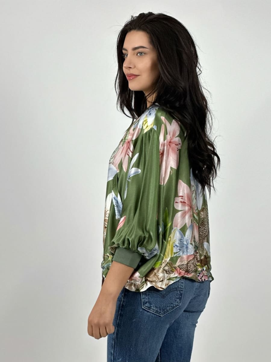 Bomber Casual Italiano Viscoseda Estampado Lirios A4-863