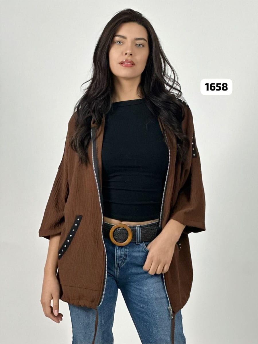 Poleron Bomber Casual con Cierre Tela Cey con Tachas A3-718