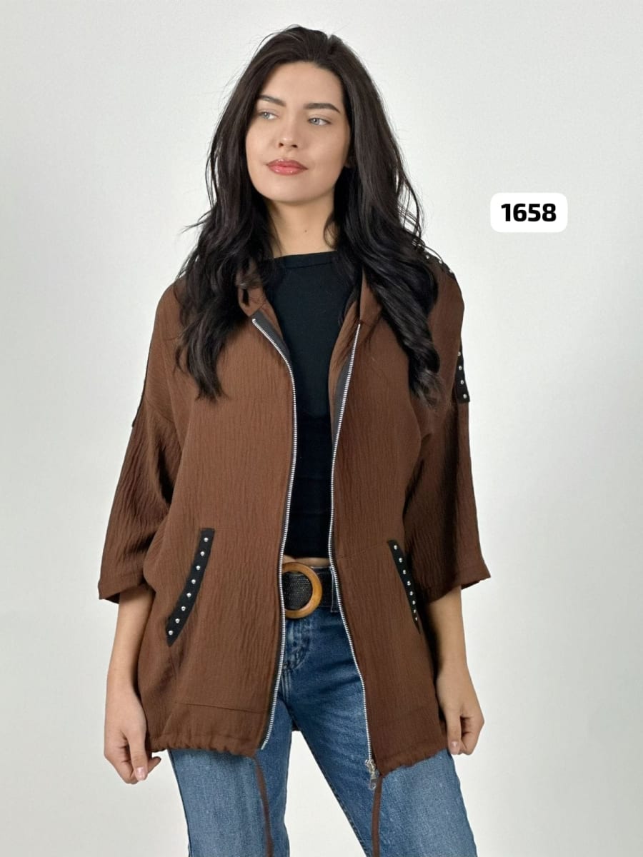 Poleron Bomber Casual con Cierre Tela Cey con Tachas A3-717