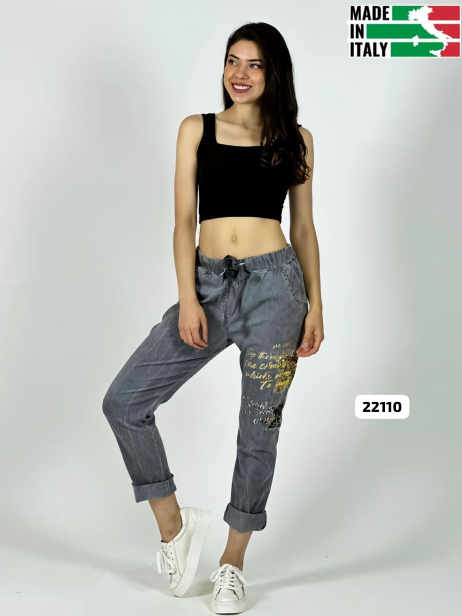 Jogger Italiano Mezclilla Elásticada Estrellas y Letras Brillantes A1-136