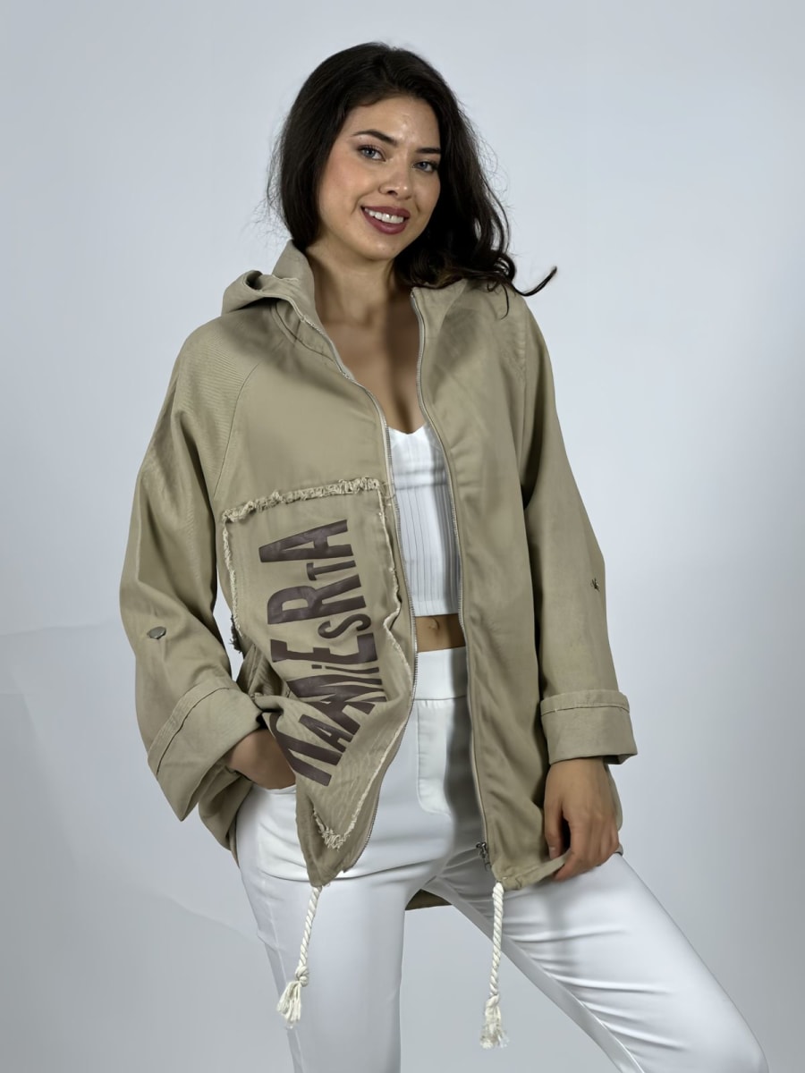 Chaqueta Mezclilla con Cierre Letras Verticales A2-629