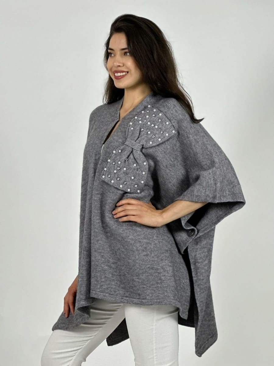 Poncho Abotonado Moño con Perlas A3-747
