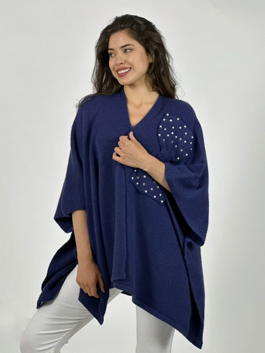 Poncho Abotonado Moño con Perlas A3-742