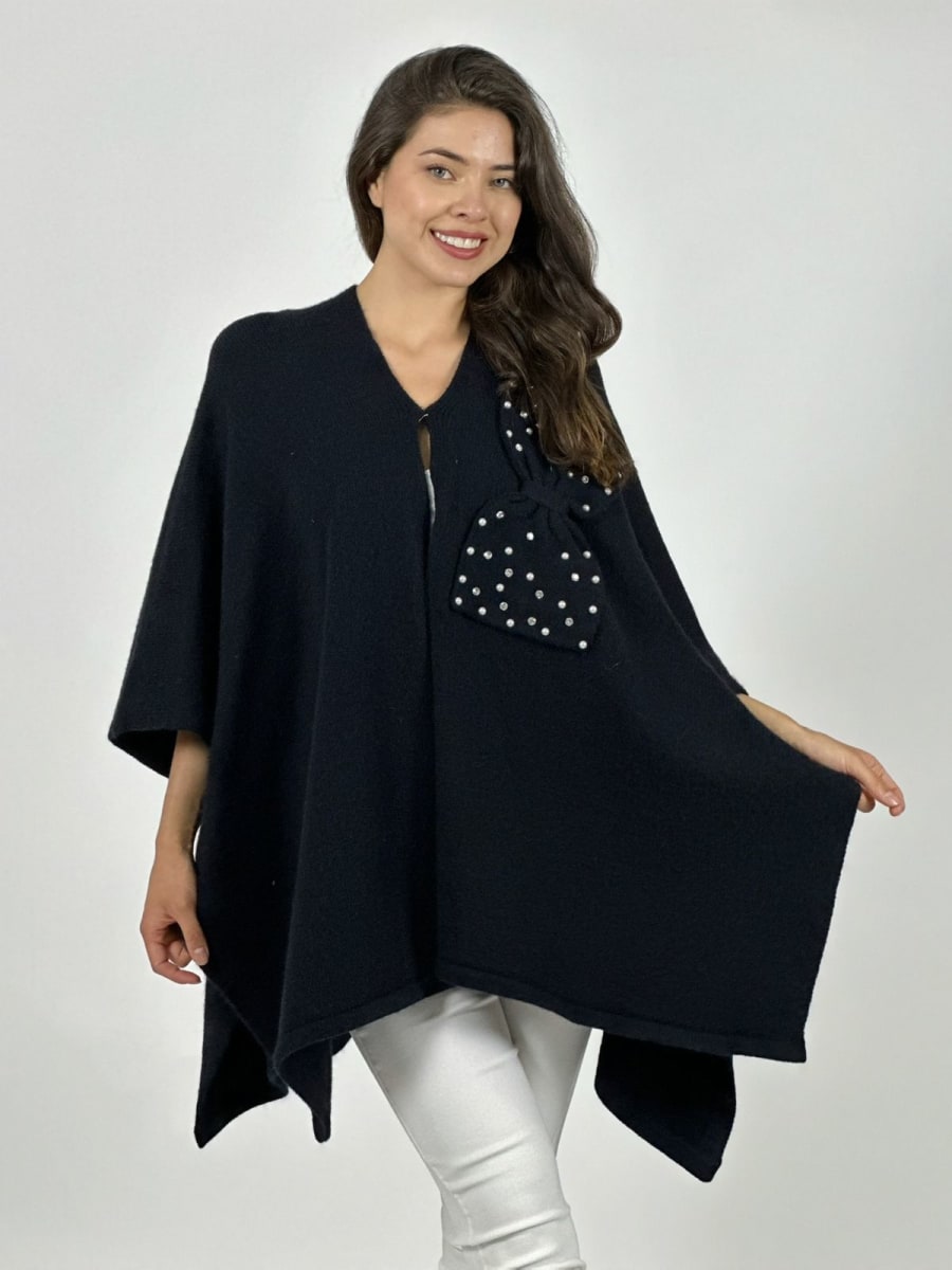 Poncho Abotonado Moño con Perlas A3-748