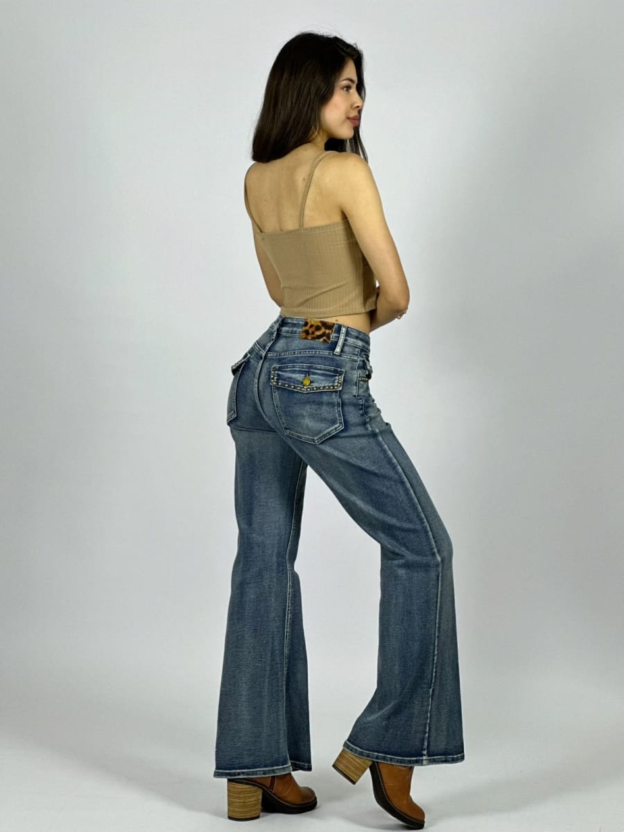 Jeans Elasticado Bolsillos Tachas B1-106/1093