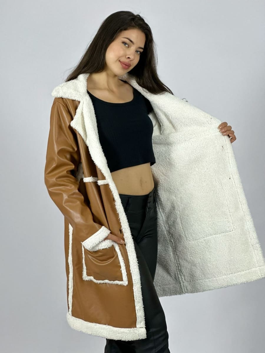 Abrigo Achiporrado De Cuerina B2-1246