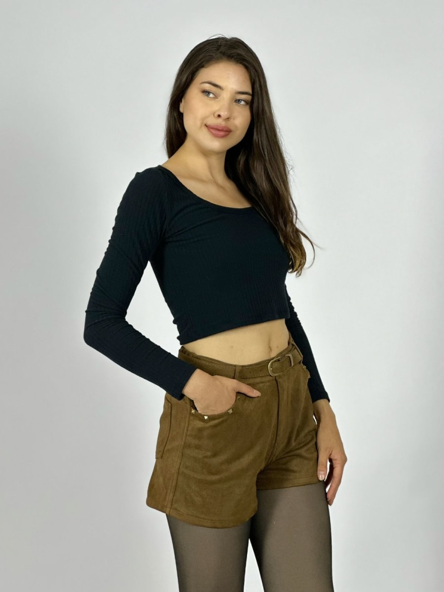 Short Gamuza con Cinturon Tachas Bolsillos A1-173