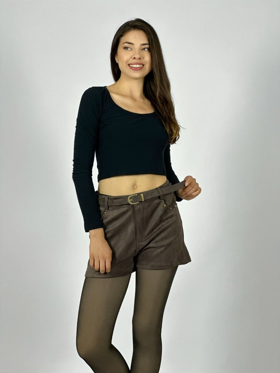 Short Gamuza con Cinturon Tachas Bolsillos A1-1711