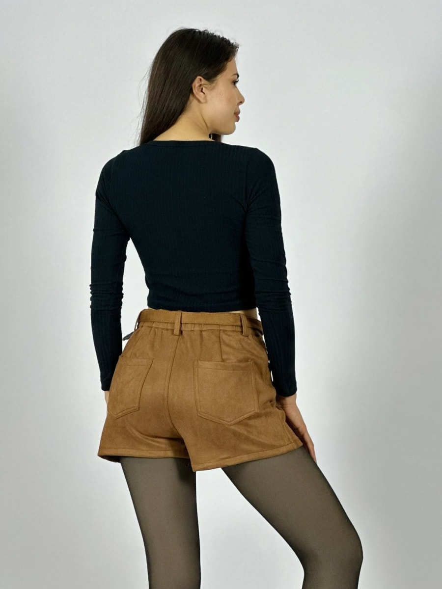 Short Gamuza con Cinturon Tachas Bolsillos A1-1714