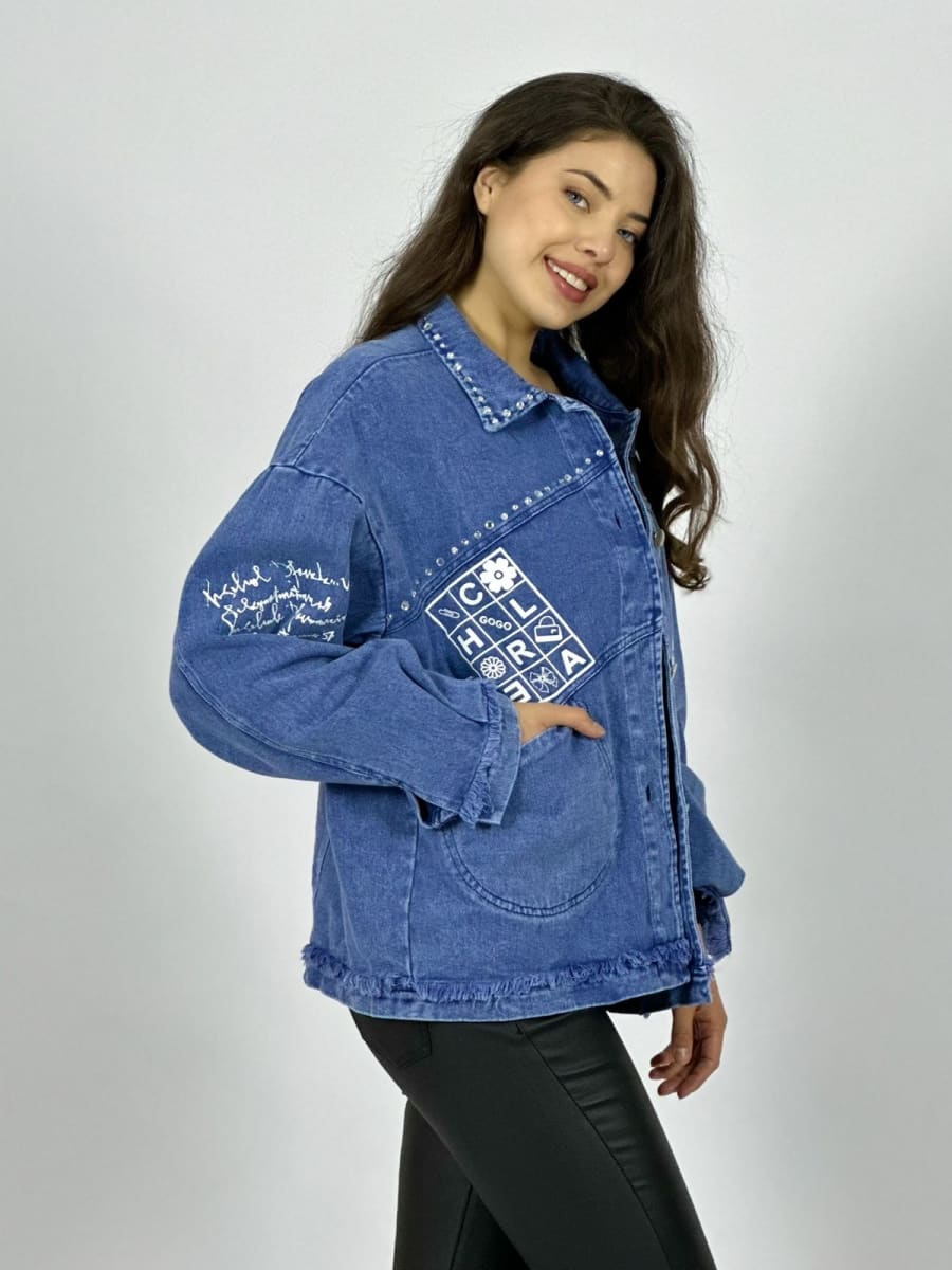 Chaqueta Mezclilla Tachas y Letras A1-193