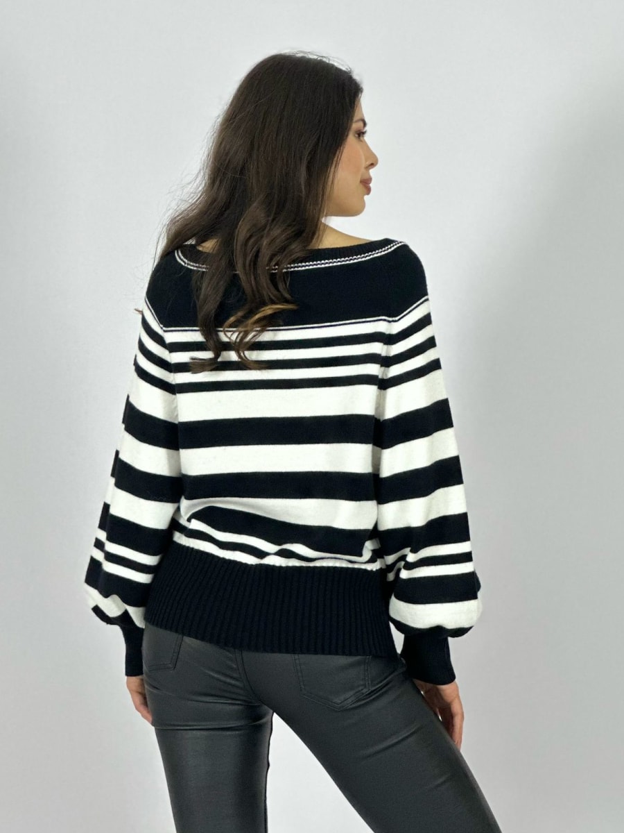 Sweater de Rayas Horizontales B4-16615