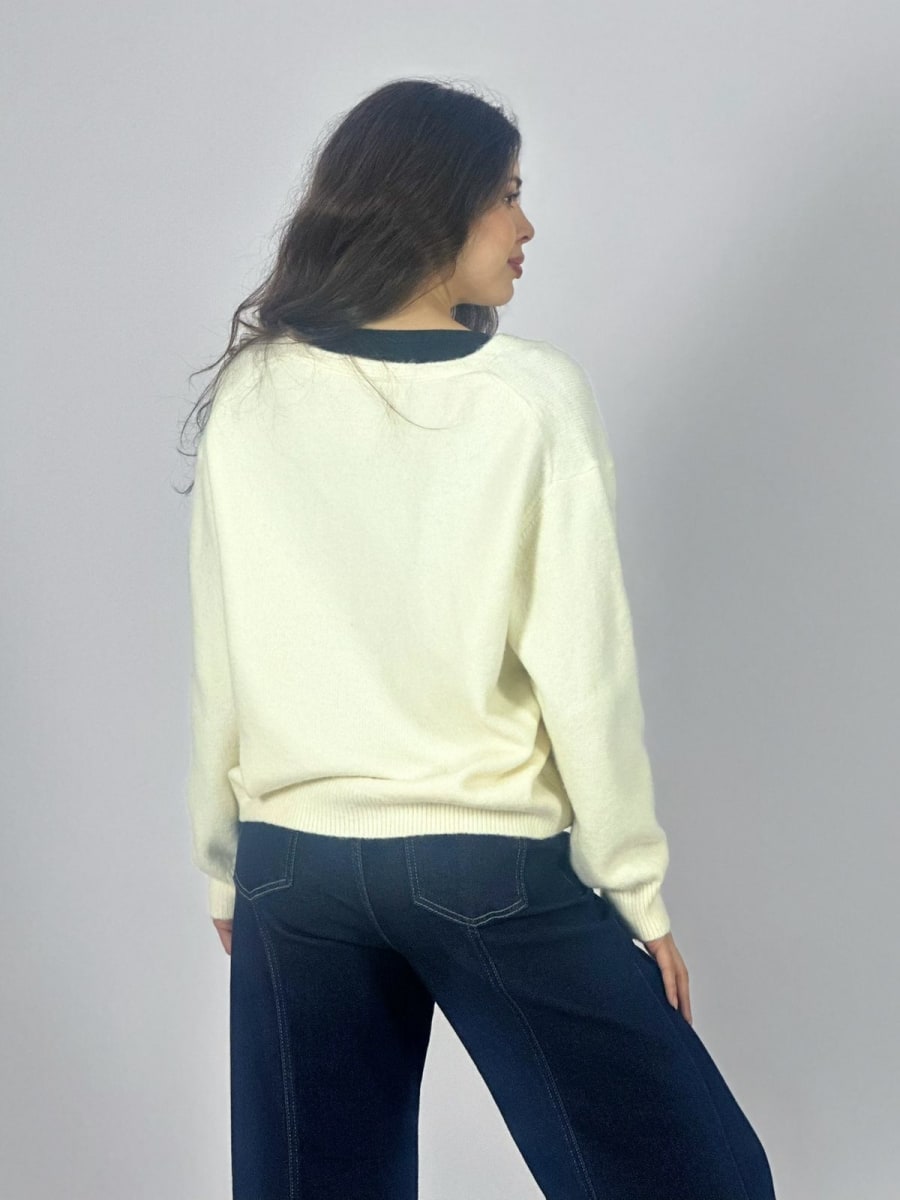 Sweater Lana Flor Bordada A4-8817