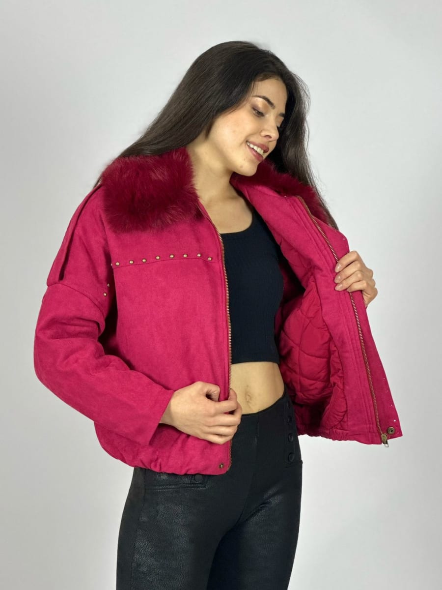 Chaqueta Corta Gamuza Holgada Tachas y Cuello Peludo B3-144/1476
