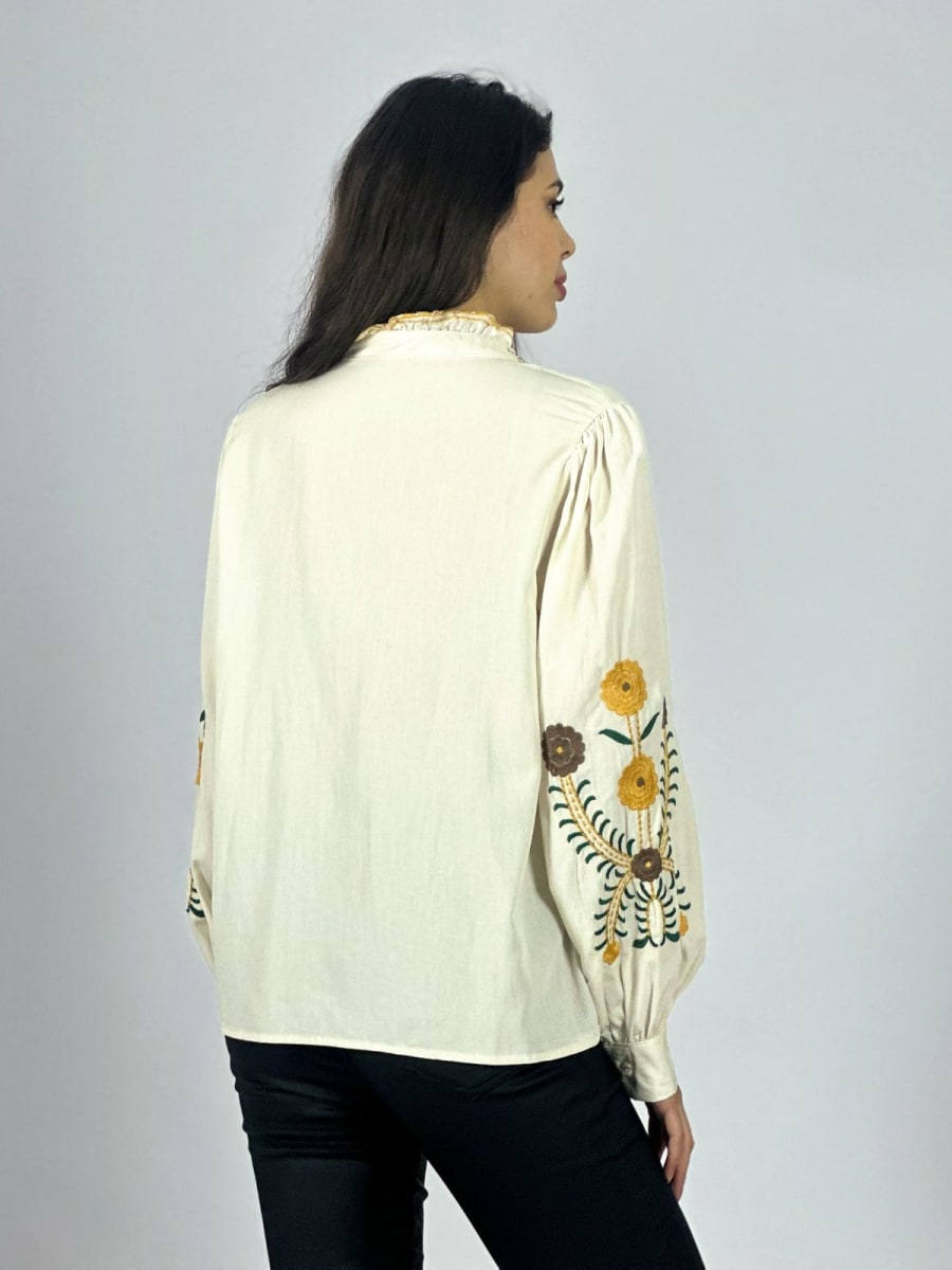 Blusa Bordado Flores y Cuello A1-95