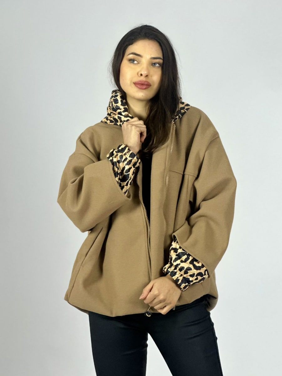 Chaqueta de Paño Puños y Capucha Print A4-912