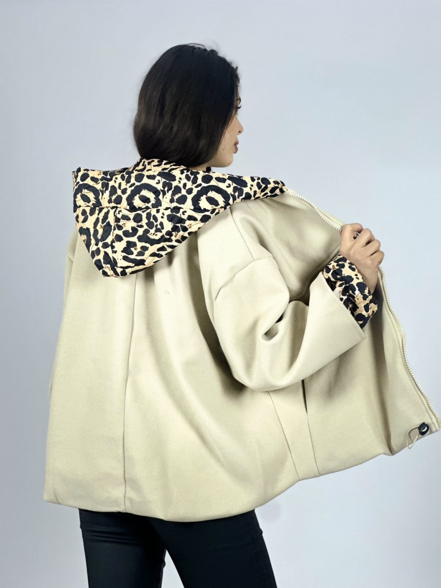 Chaqueta de Paño Puños y Capucha Print A4-9113