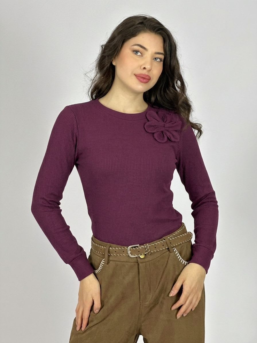 Polera Costura Flor en Hombro A3-71/744
