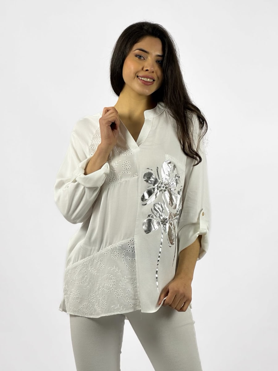 Blusa Diseño Broderi Flor Plateada A1-2911