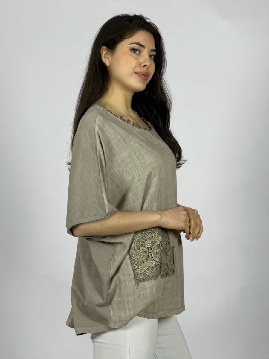 Polera Lino Con Rosas Bordadas en Hombro A4-892