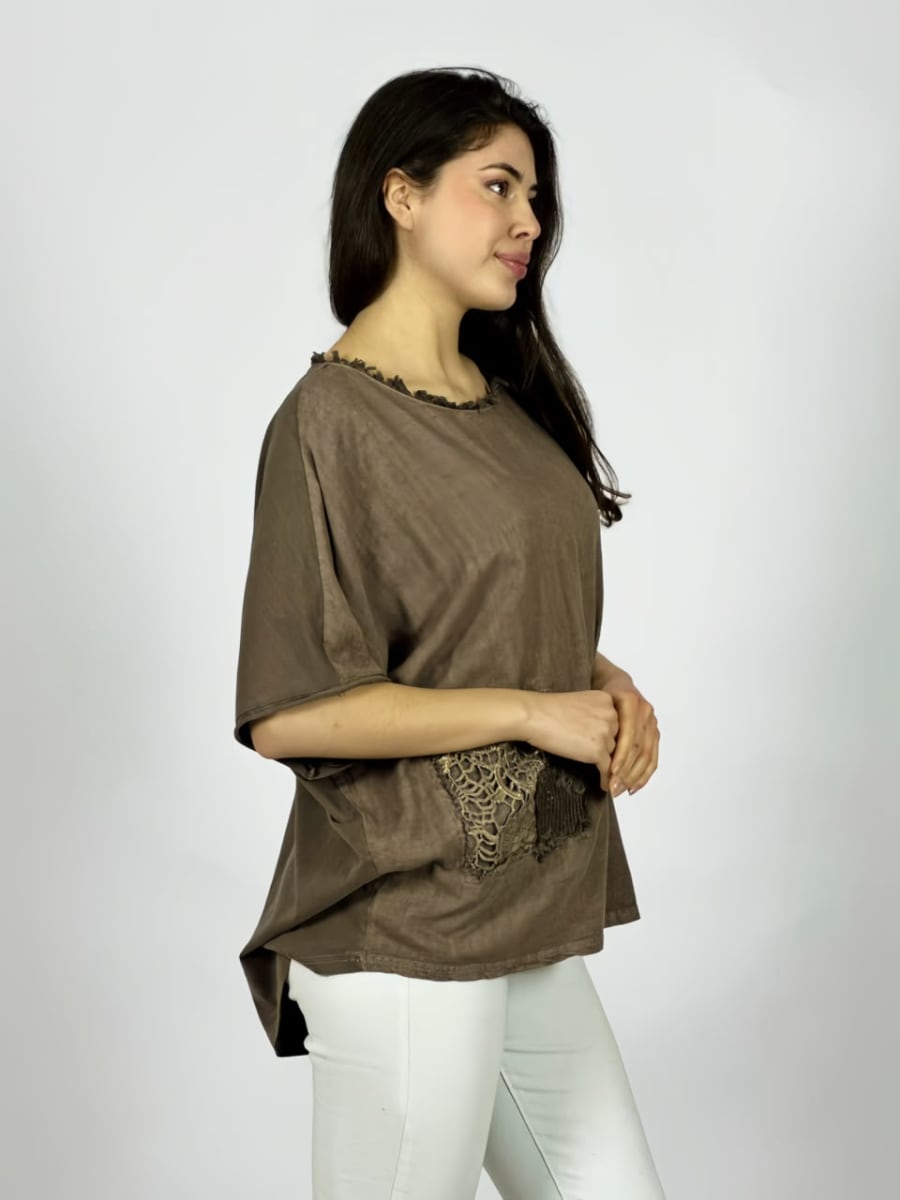 Polera Lino Con Rosas Bordadas en Hombro A4-895