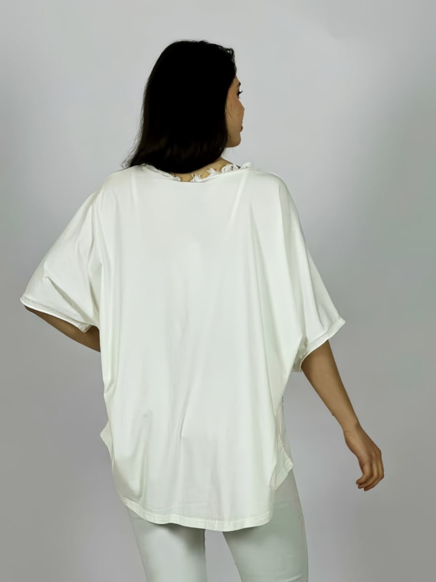 Polera Lino Con Rosas Bordadas en Hombro A4-899