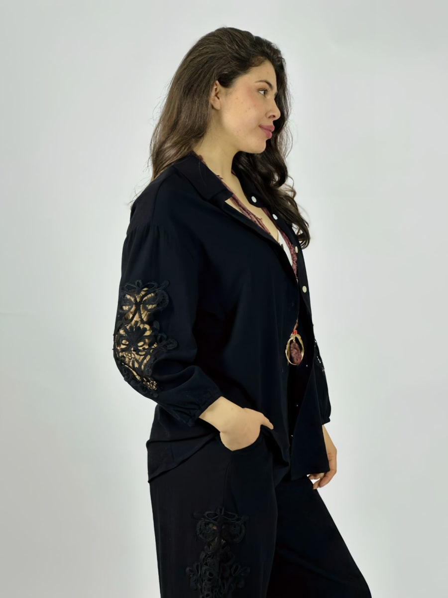 Blusa Lino Encajes en Mangas A3-707
