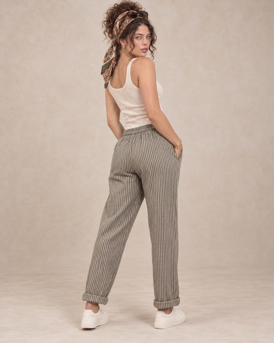 Jogger estampado de Linea Con Tejido y Flor Brillante A1-148