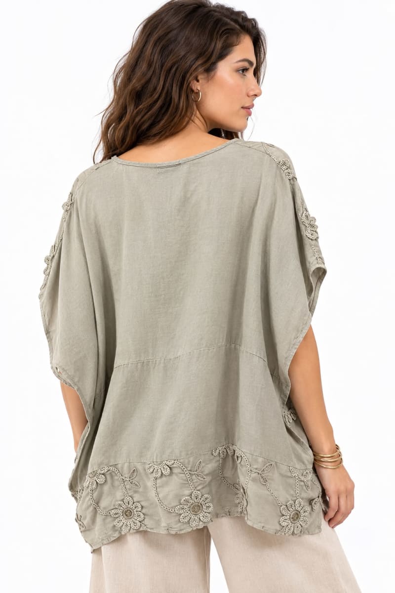 Polera Lino Hombros Flores Bordadas A4-872