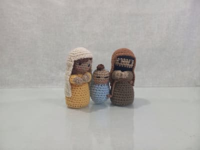 SAGRADA FAMILIA TEJIDA CROCHET PEQUEÑA