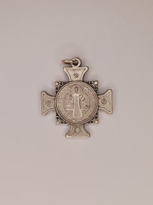 CRUZ CETICA SAN BENITO