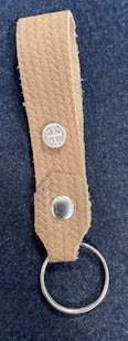 LLAVERO CUERO CON MEDALLA 12CM