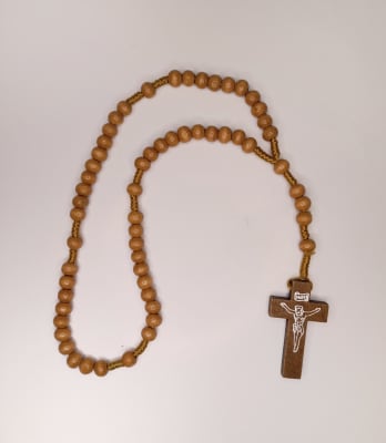ROSARIO MADERA CON CORDON CHICO