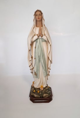 VIRGEN LOURDES INT