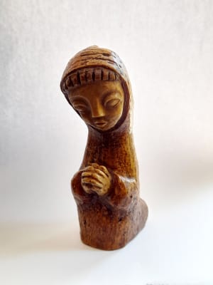 PASTOR MARAVILLADO DE RODILLAS 10CM