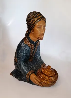 REY MAGO GASPAR ARRODILLADO 23CM
