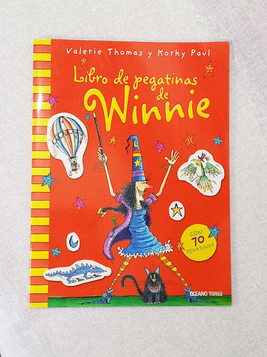 LIBRO DE PEGATINAS DE WINNIE1